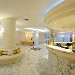 Punta Dell'est 4*
